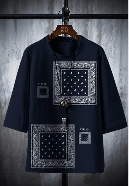 “Versace Code” Tracksuit Elegance in Motion 🖤👟